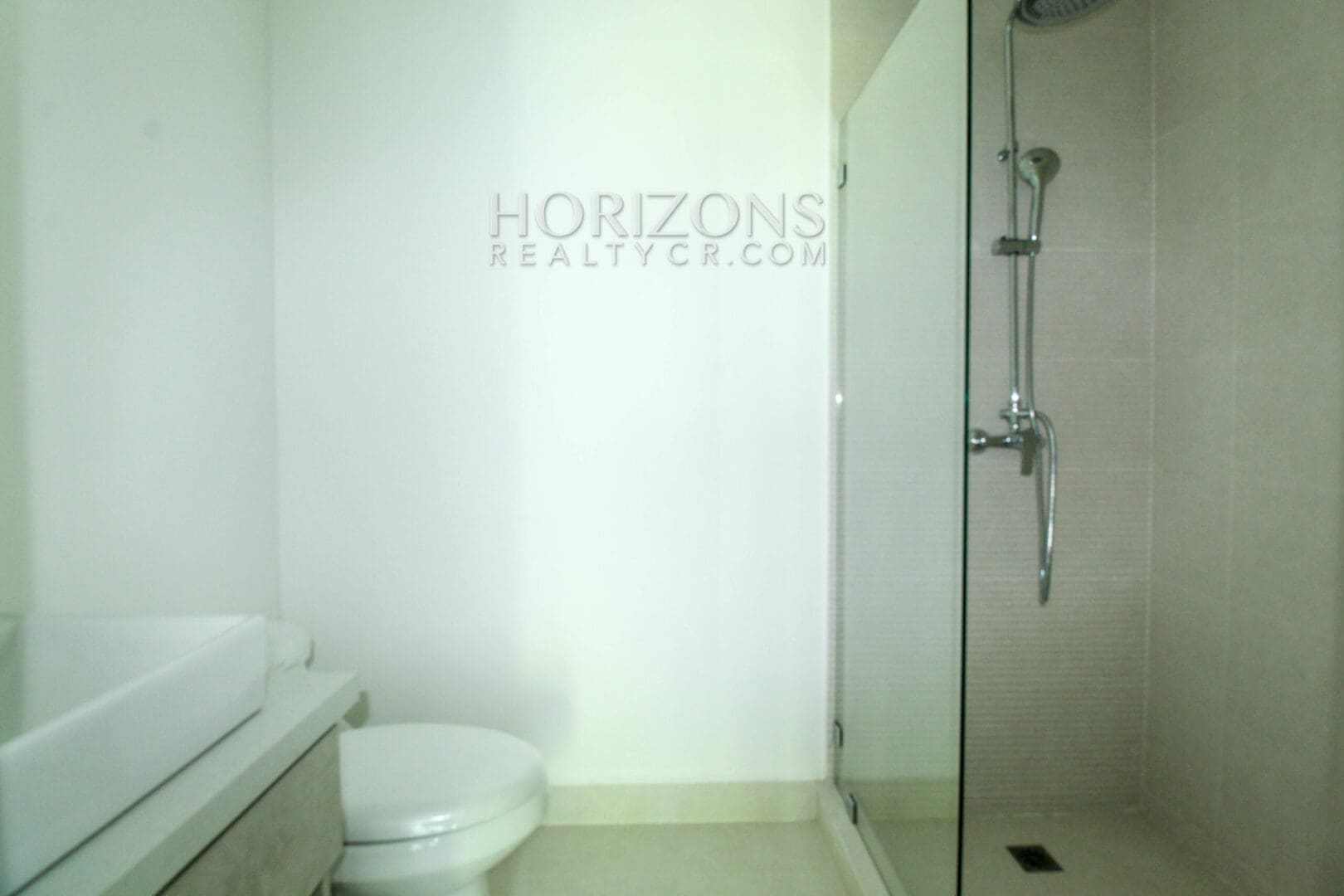 VENTA DE APARTAMENTO PARA ESTRENAR ROHRMOSER 2 HABITACIONES EN CONDOMINIO njv123