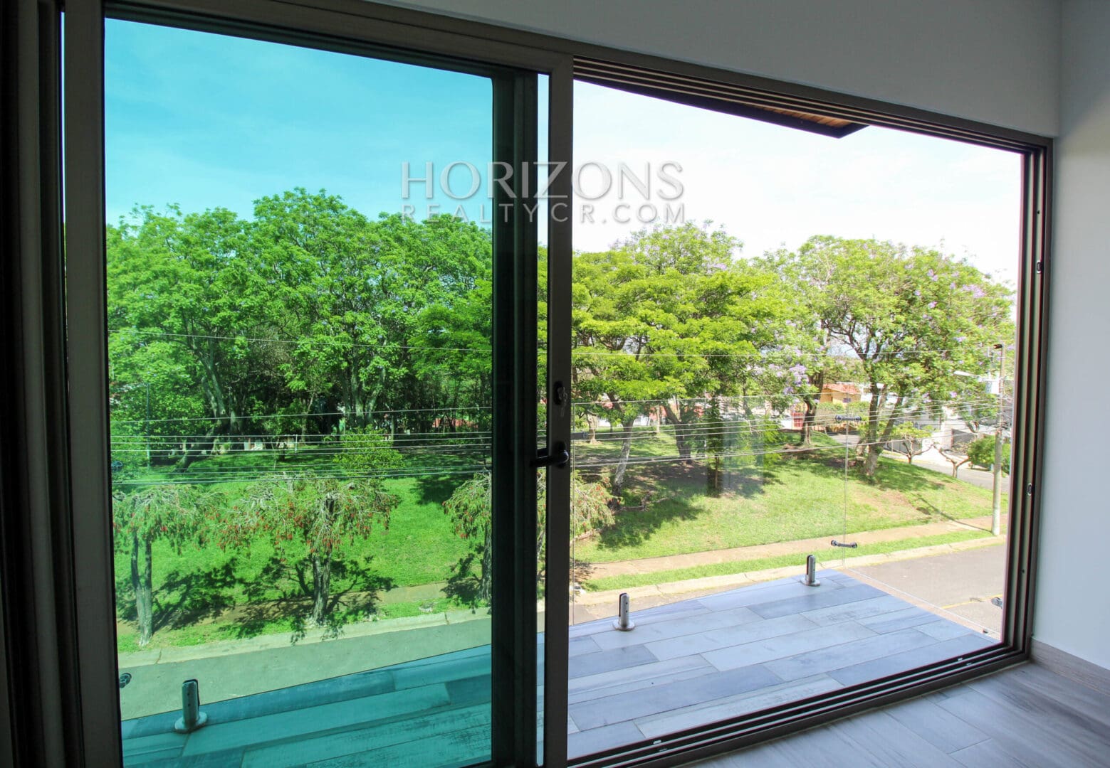 VENTA DE APARTAMENTO PARA ESTRENAR ROHRMOSER 2 HABITACIONES EN CONDOMINIO njv123