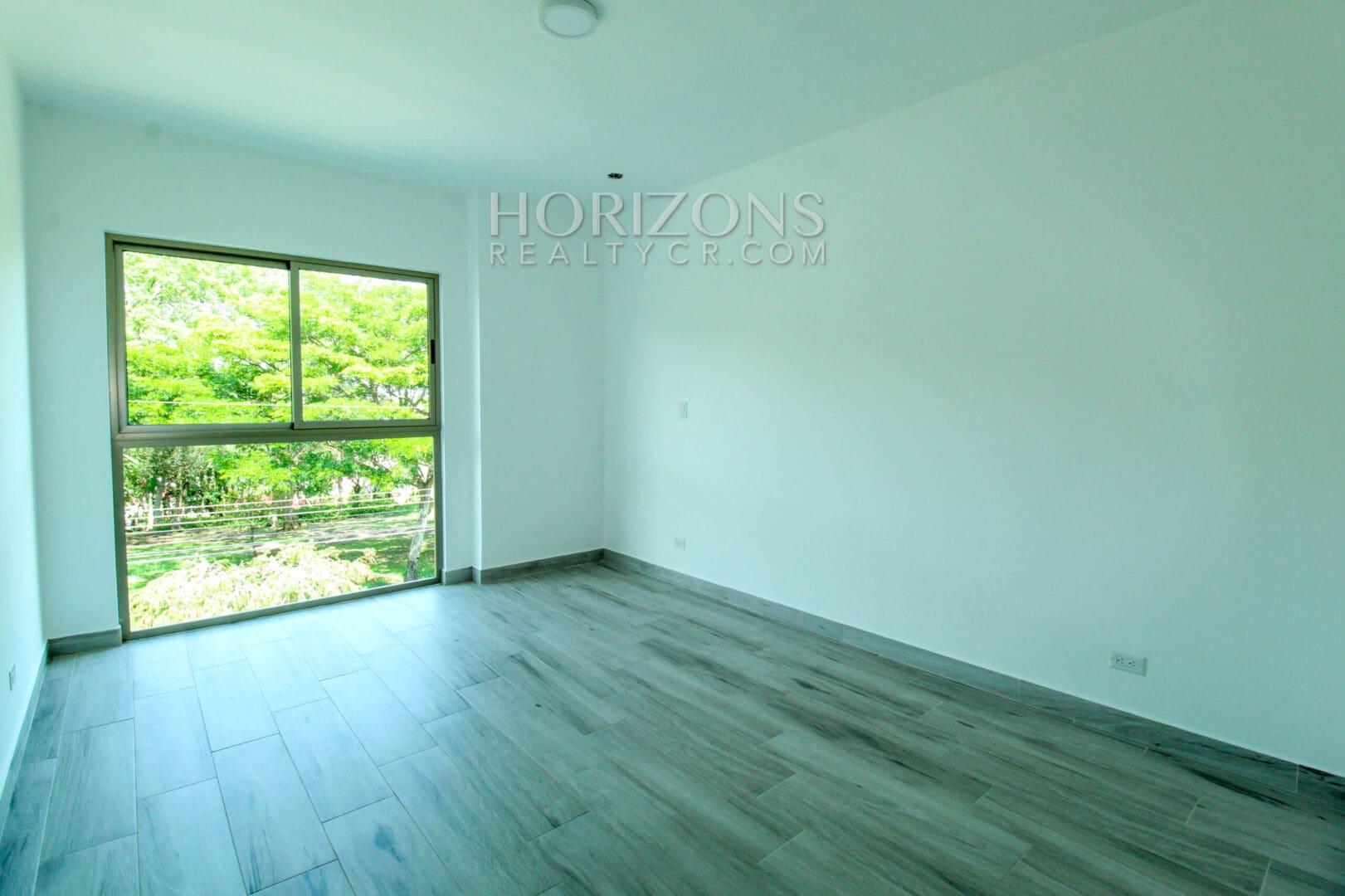 VENTA DE APARTAMENTO PARA ESTRENAR ROHRMOSER 2 HABITACIONES EN CONDOMINIO njv123