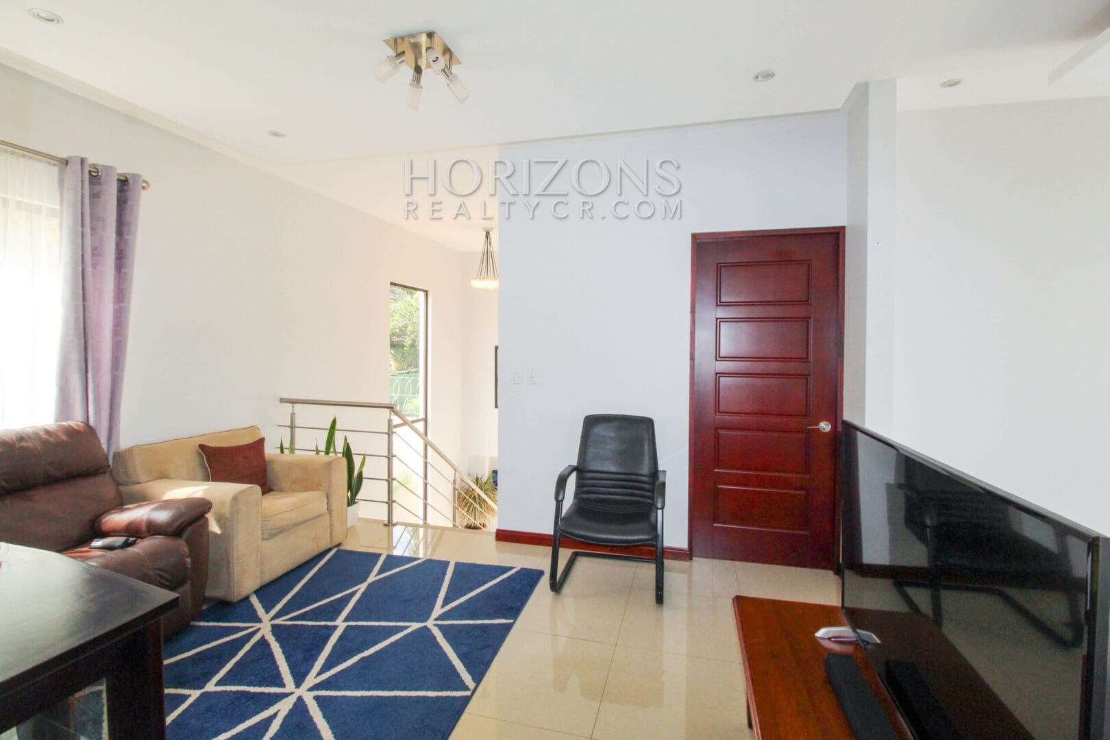 VENTA CASA MODERNA INDEPENDIENTE 3 HABITACIONES CON TERRAZA njv129