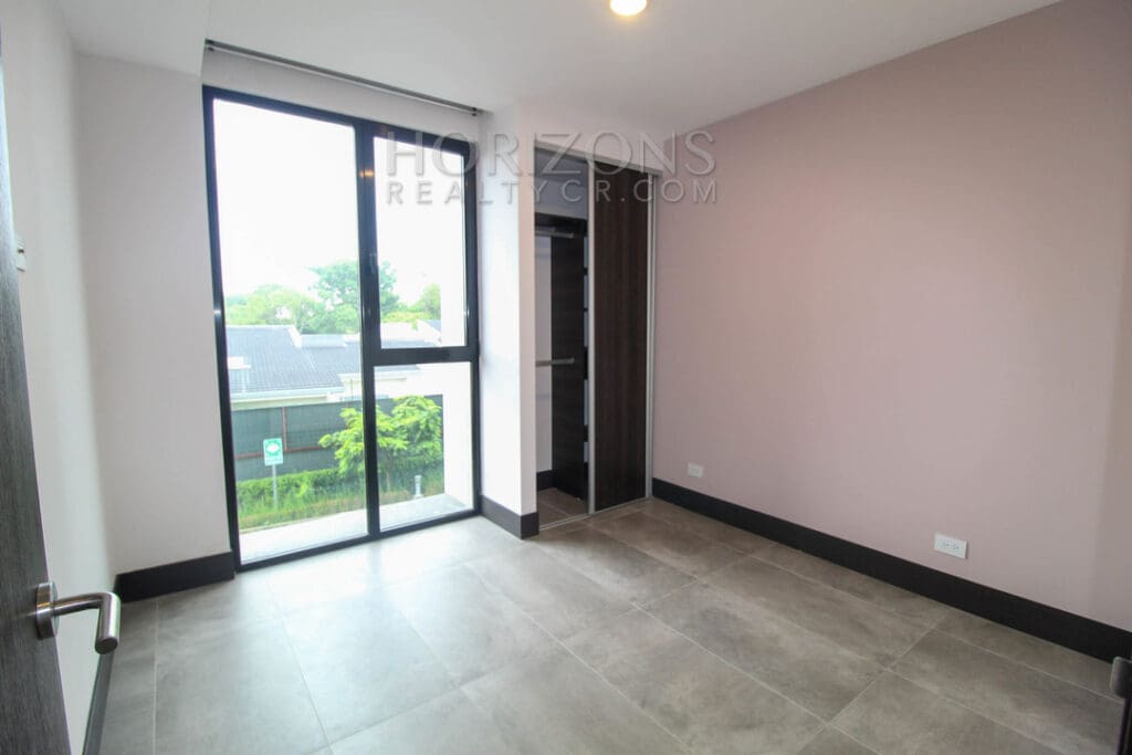 SE ALQUILA APARTAMENTO EN CURRIDABAT 2 HABITACIONES / AMENIDADES noj795