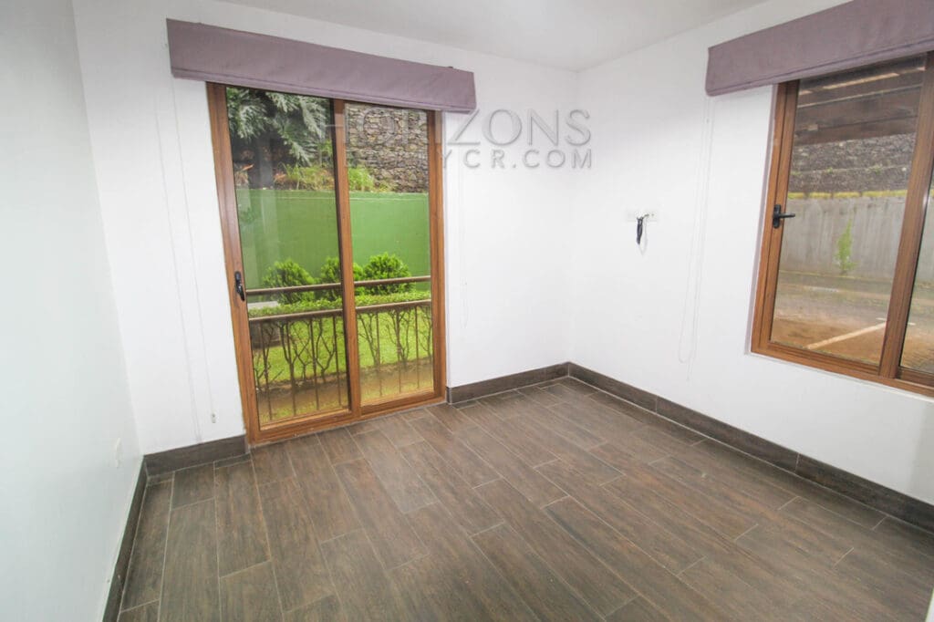 SE ALQUILA APARTAMENTO EN CURRIDABAT 3 HABITACIONES + SALA TV noj807