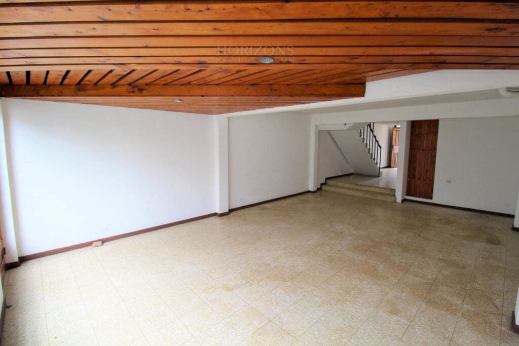 Se Alquila Casa Con Patio Sabanilla 2km de UCR 3 Habitaciones  nja707