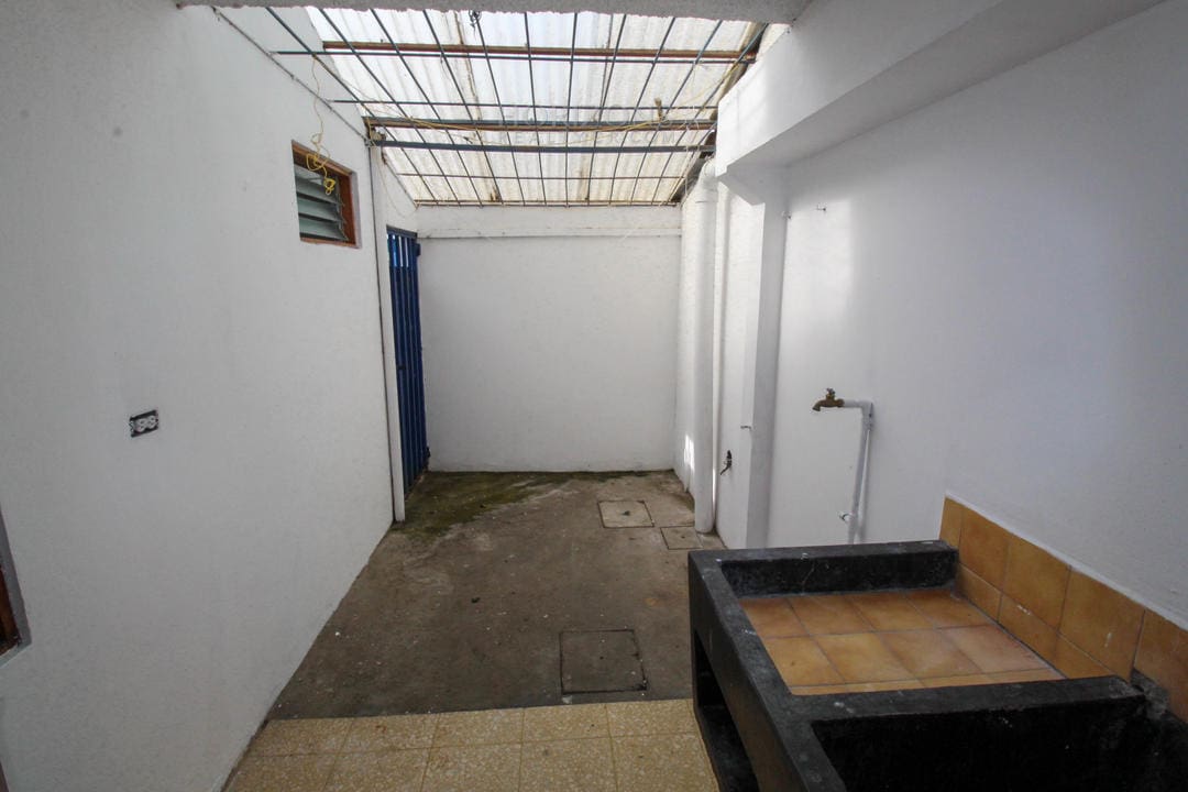 Se Alquila Casa Con Patio Sabanilla 2km de UCR 3 Habitaciones  nja707