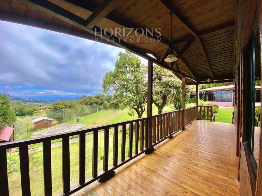 7036M2 PROPERTY IN FRAIJANES ALAJUELA NJR33