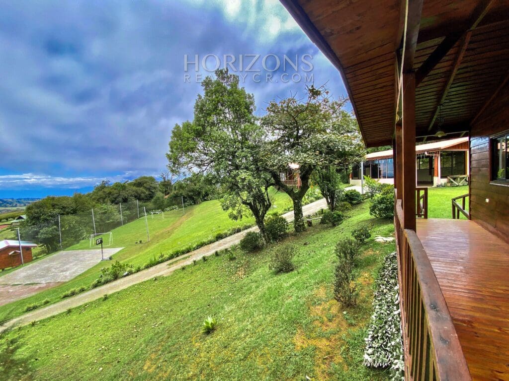 7036M2 PROPERTY IN FRAIJANES ALAJUELA NJR33