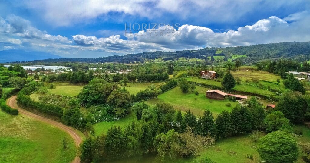 7036M2 Property In Fraijanes Alajuela Njr33