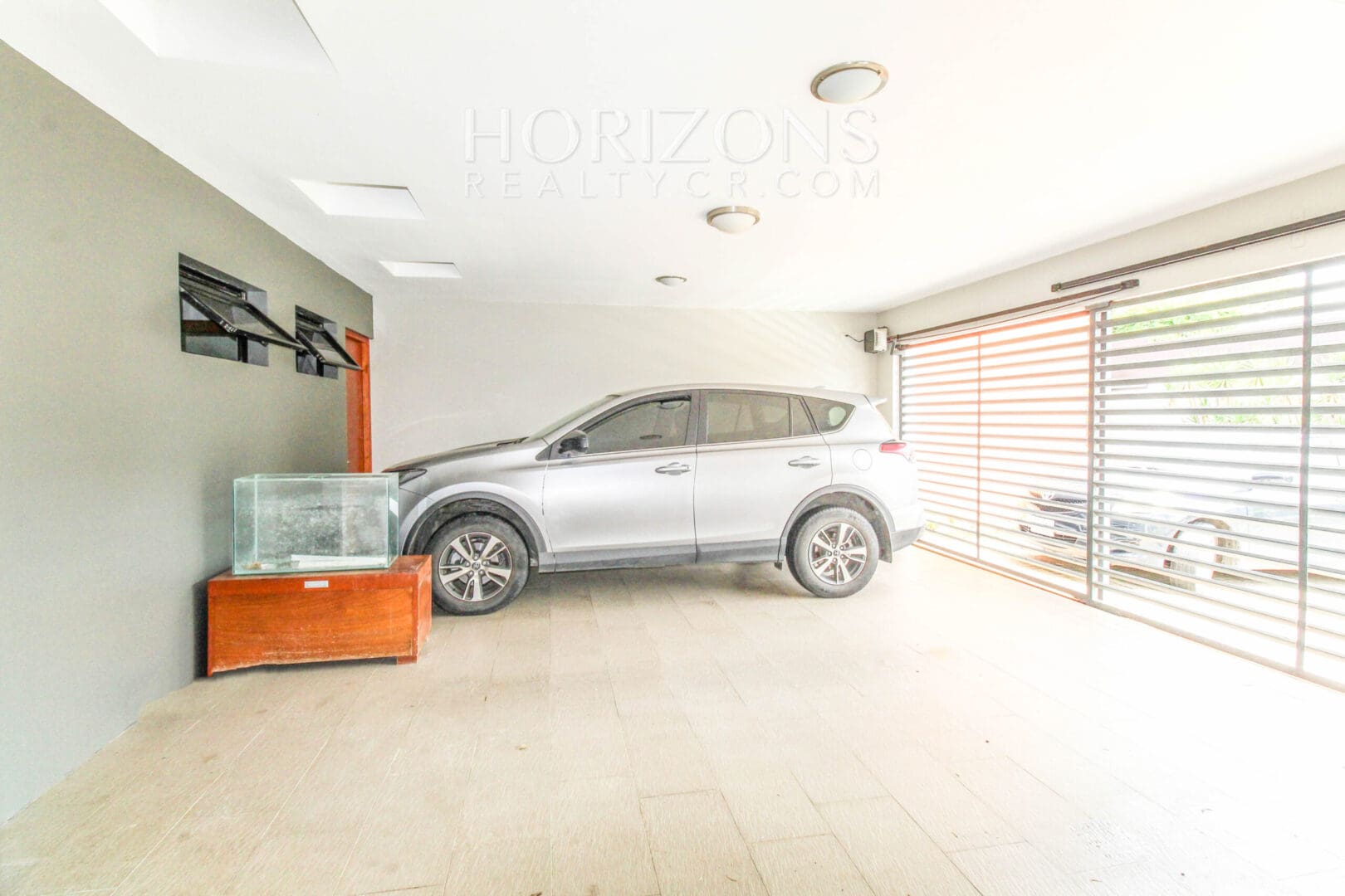 ALQUILER DE CASA CON PATIO EN CIUDAD COLON CENTRO njv145