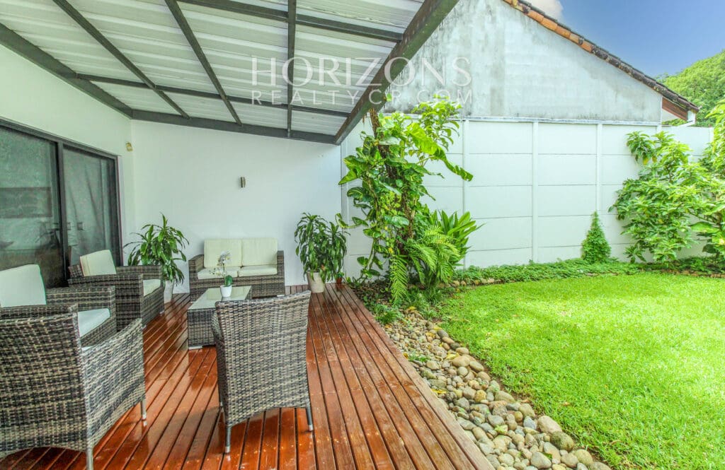 ALQUILER DE CASA CON PATIO EN CIUDAD COLON CENTRO njv145