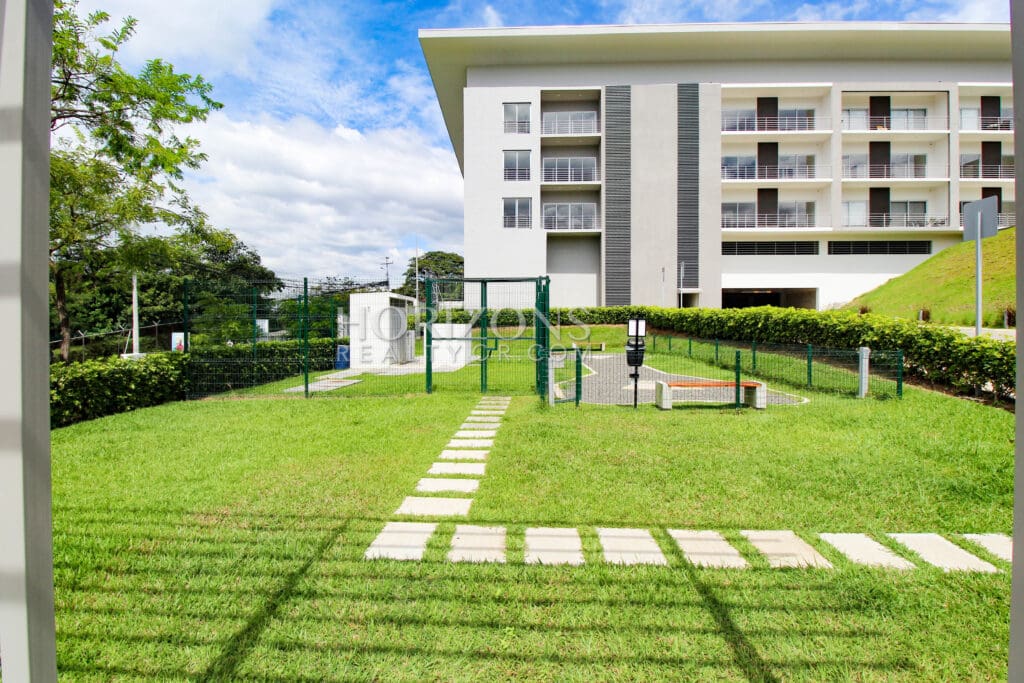 Alquiler Apartamento Tipo Estudio Con Linea Blanca En Exclusivo Condominio Santa Ana Njv70