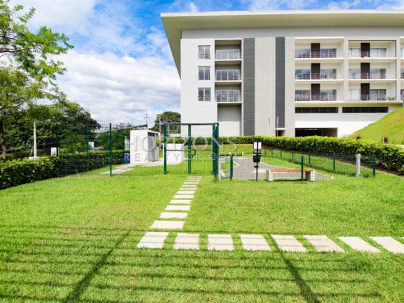 Alquiler Apartamento Tipo Estudio Con Linea Blanca En Exclusivo Condominio Santa Ana Njv70