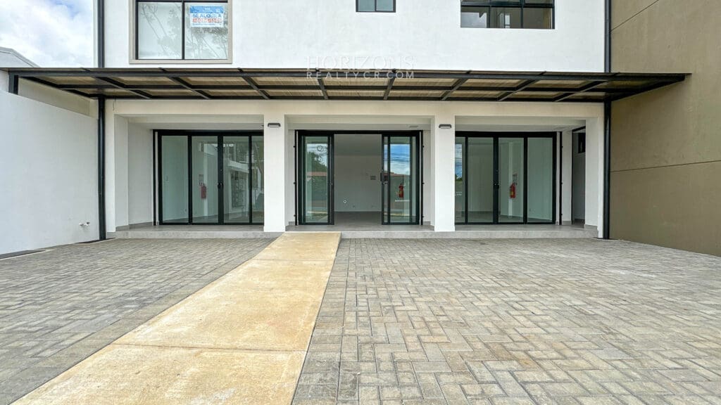 Local Comercial En San Pedro De 80M2 Amplio Parqueo Cerca De Universidad Latina Hrc03