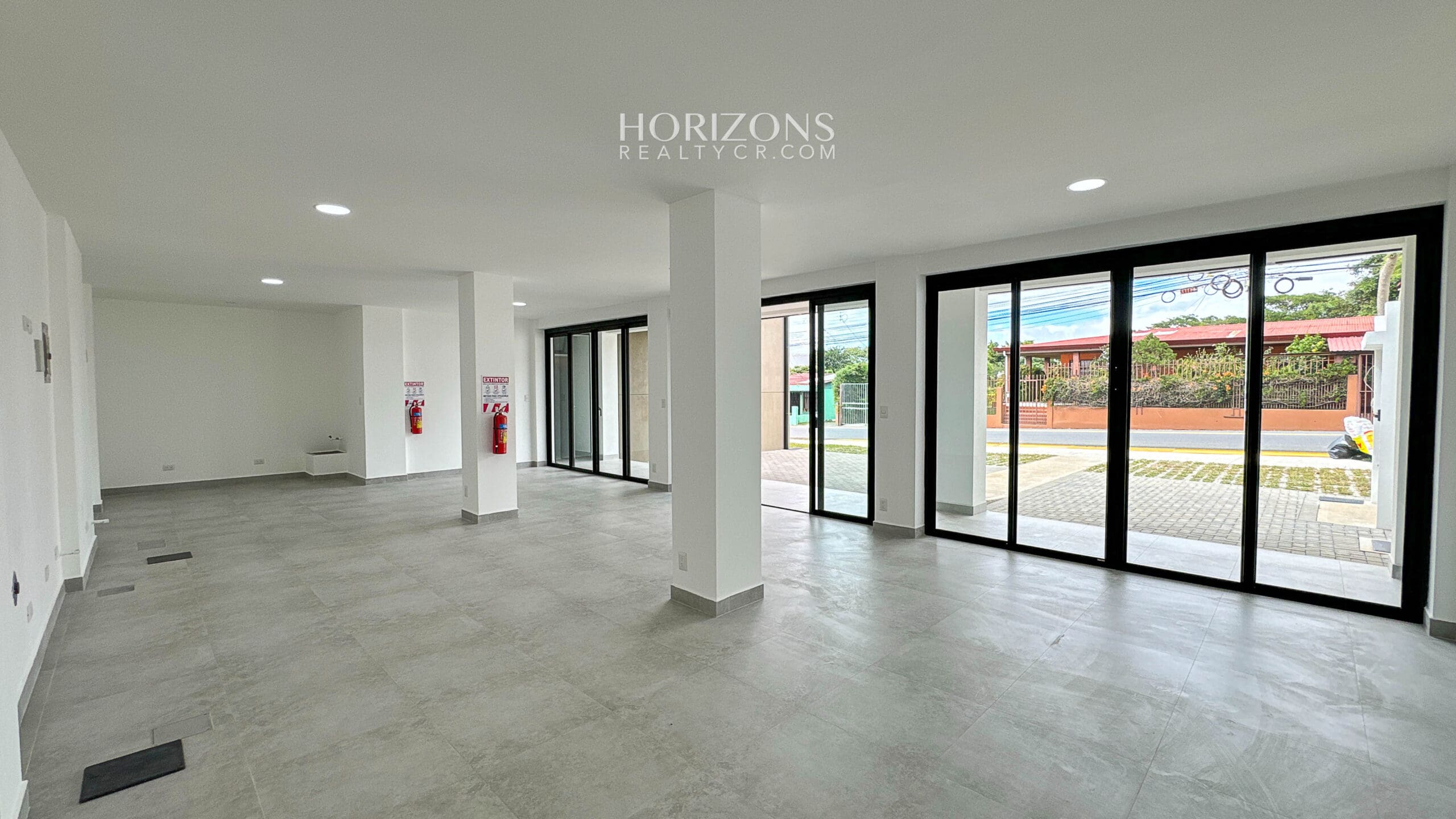 Local Comercial en San Pedro de 80m2 Amplio Parqueo Cerca de Universidad Latina hrc03