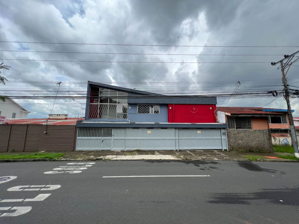 Venta O Alquiler De Casa Uso Mixto En Los Yoses Nja989