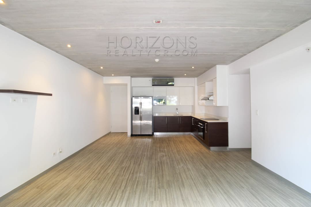 SE ALQUILA APARTAMENTO EN SAN PEDRO 2 HABITACIONES LÍNEA BLANCA Y BALCÓN  NOJ821