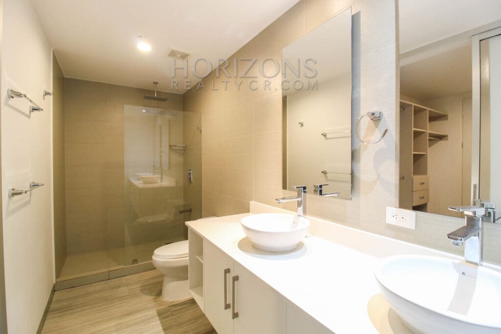 SE ALQUILA APARTAMENTO EN SAN PEDRO 2 HABITACIONES LÍNEA BLANCA Y BALCÓN  NOJ821
