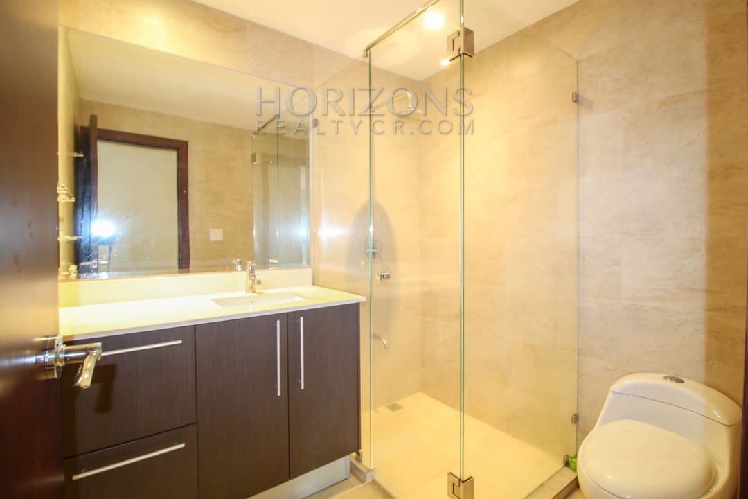 SE ALQUILA APARTAMENTO EN CURRIDABAT 2 HABITACIONES / CENTRICO noj827