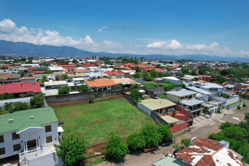 Lotes Para Inversión o Desarrollo Inmobiliario en Residencial Montenegro Alajuela NJR34