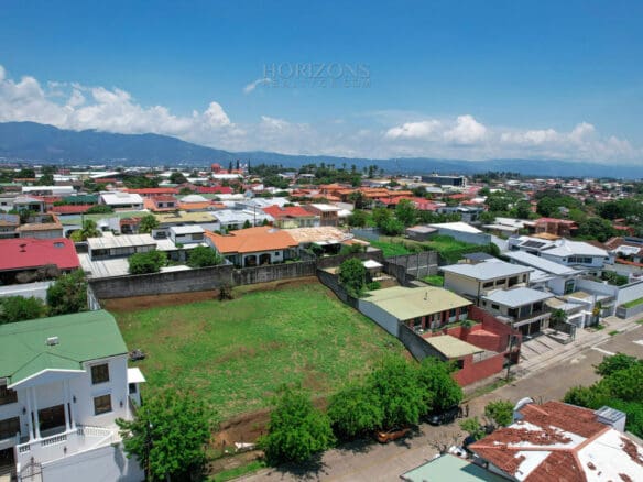 Lotes Para Inversión O Desarrollo Inmobiliario En Residencial Montenegro Alajuela Njr34