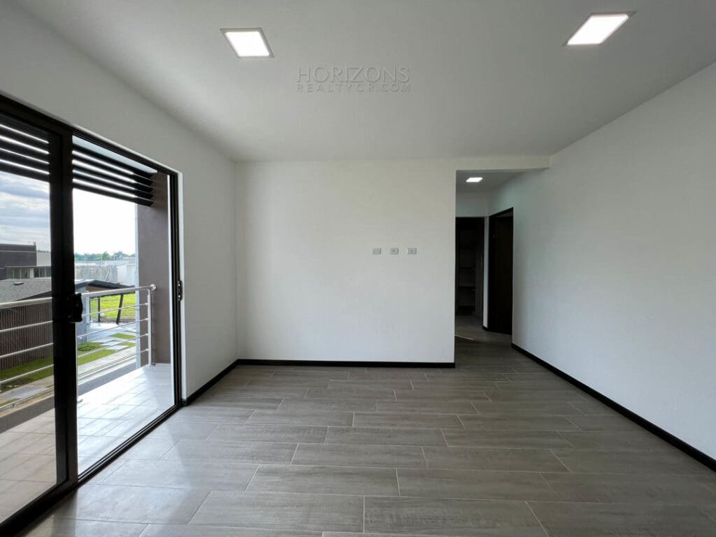 Casa Nueva para Estrenar en San Rafael Alajuela 3 Habitaciones Oficina y Jardín en Condominio Villa Del Sol NJR35