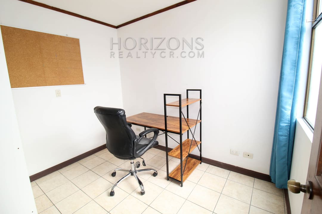 SE ALQUILA APARTAMENTO AMUEBLADO EN SAN PEDRO 3 HABITACIONES / 1km de la UCR noj838