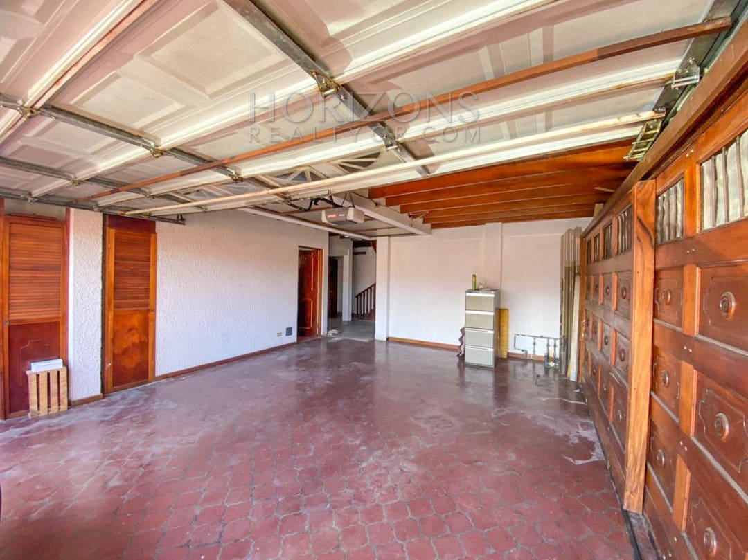 SE ALQUILA CASA INDEPENDIENTE CON PATIO EN CURRIDABAT 4 HABITACIONES noj839