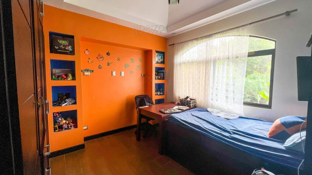 VENDEMOS CASA EN CONDOMINIO TERRANOSTRA SANTO DOMINGO HEREDIA nja998