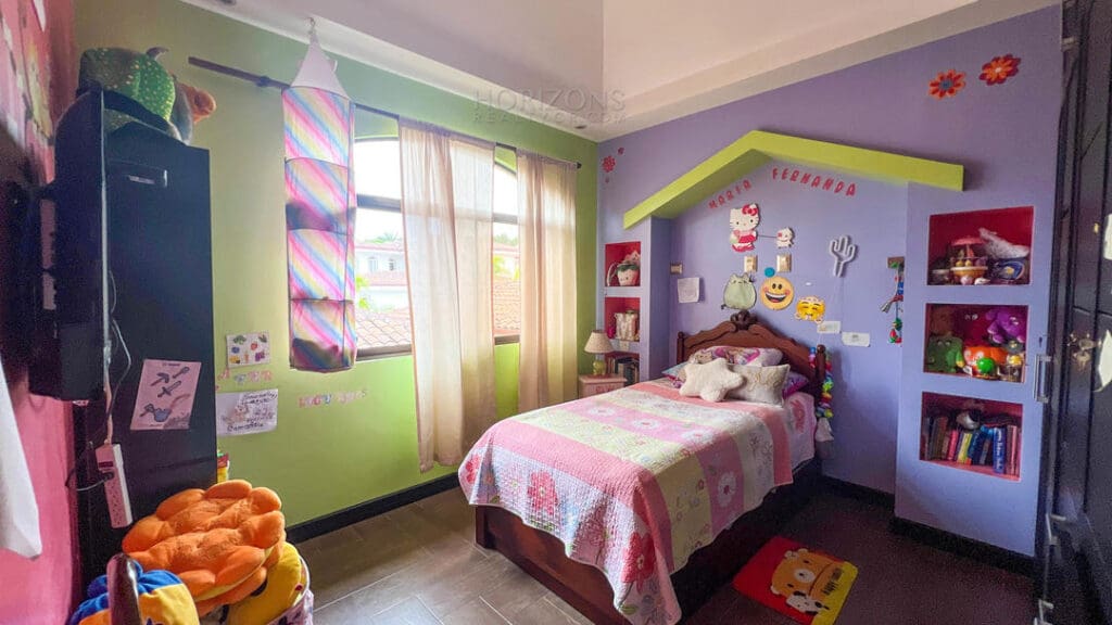 VENDEMOS CASA EN CONDOMINIO TERRANOSTRA SANTO DOMINGO HEREDIA nja998