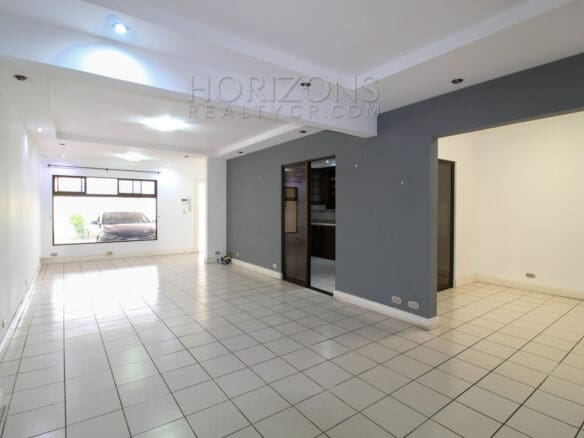 Se Alquila Casa En Sabanilla 3 Habitaciones / 2 Km De La Ucr Noj841