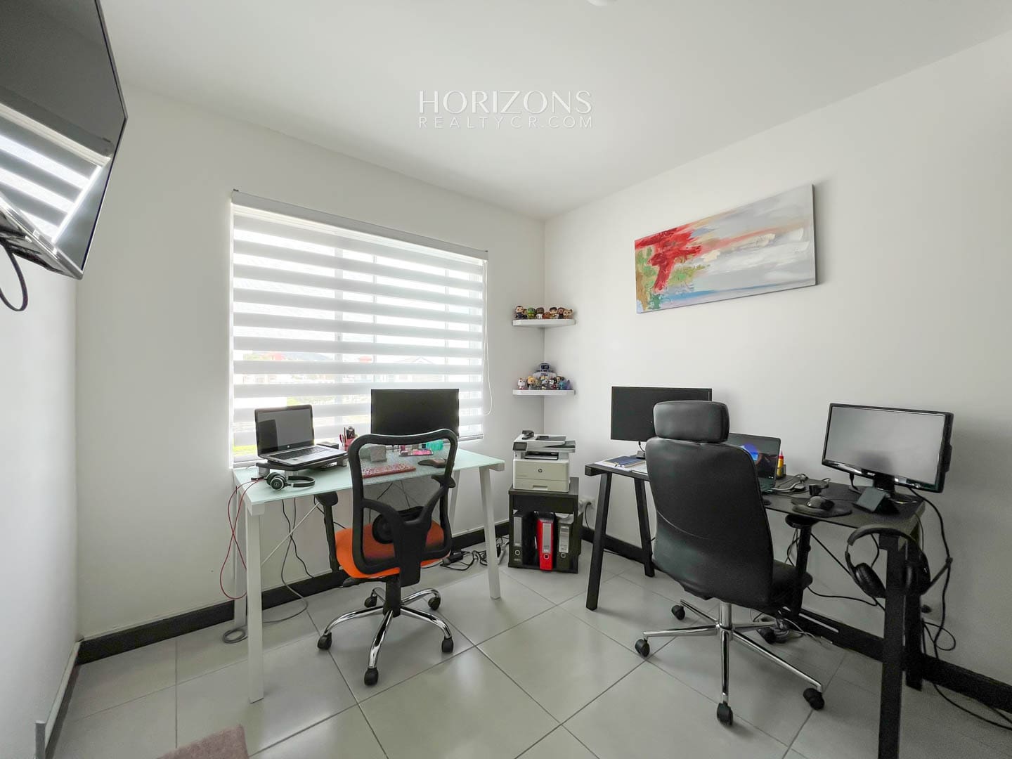 Se Vende Moderna Casa Dentro de Condominio en Curridabat Amenidades nja1006