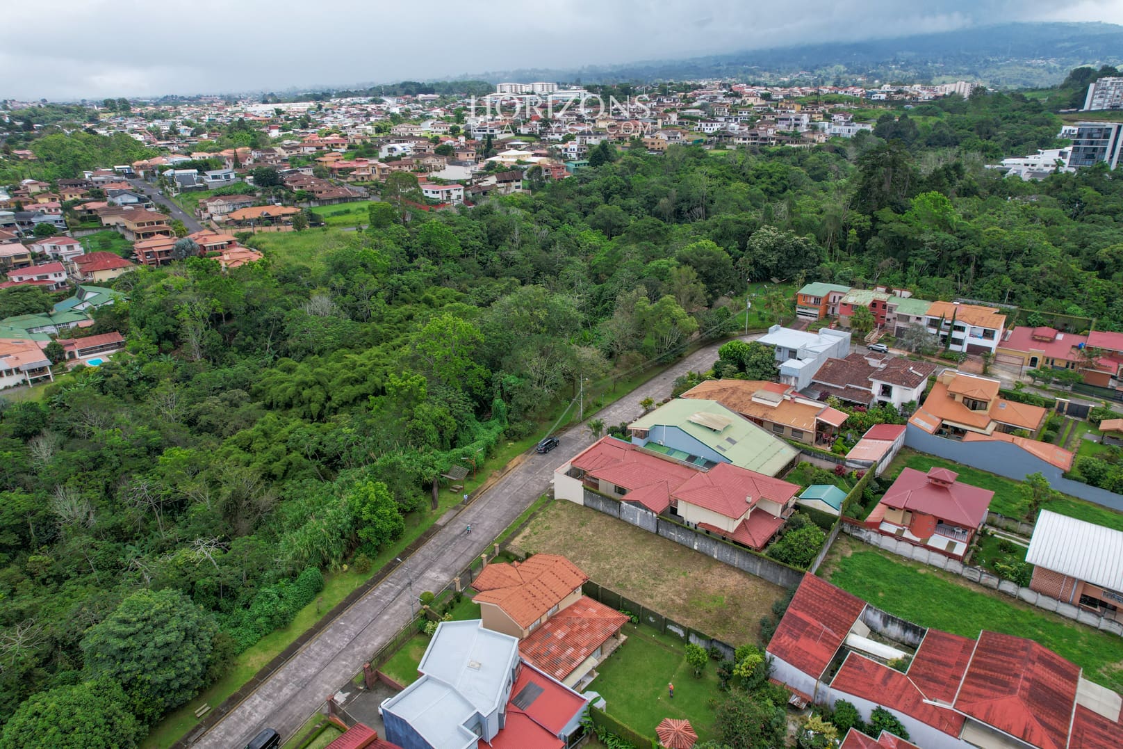 Se Vende Lote En Guayabos Curridabat En Residencial nja1008