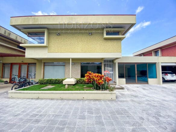Se Alquila Casa Por Plaza Del Sol En Curridabat 3 Habitaciones + Terraza Noj875