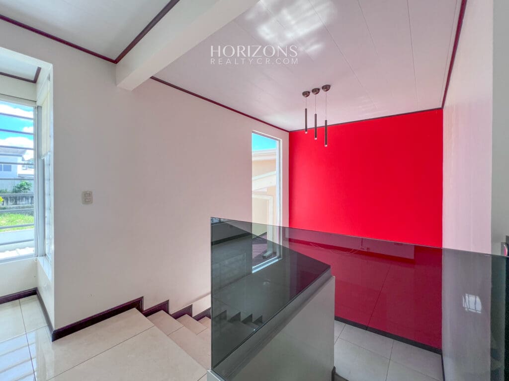 SE VENDE CASA DE 200 M2 EN RESIDENCIAL SAN RAFAEL MONTES DE OCA NOJ900
