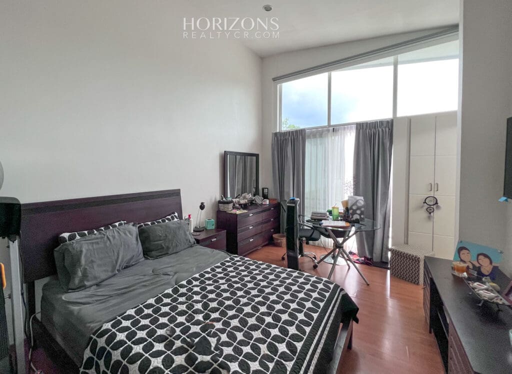 Casa en Venta en Condominio Genesis en Sabanilla 3 Habitaciones y Oficina  nja1018