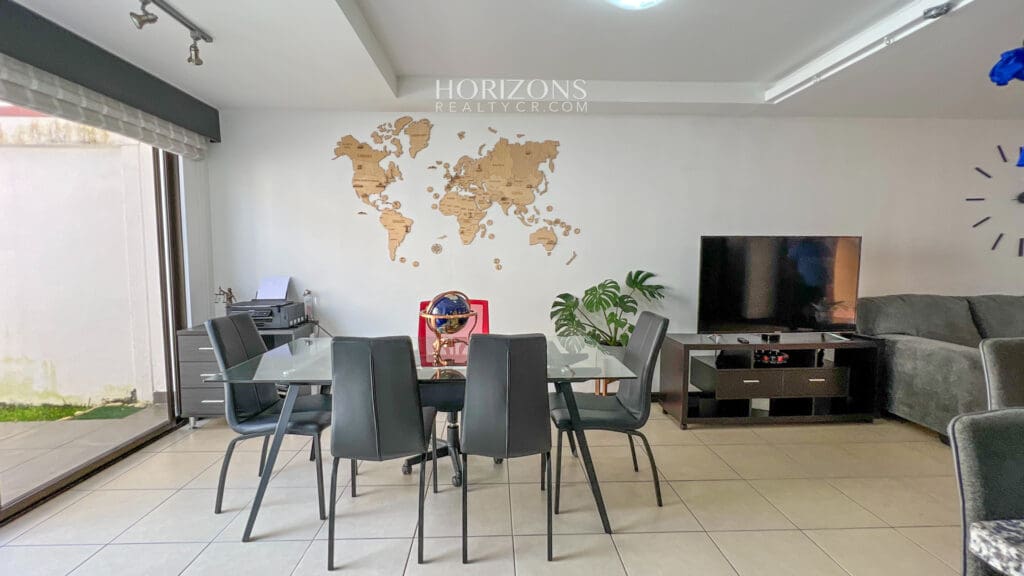 CASA EN VENTA UBICADA EN CONDOMINIO SACRAMENTO 185m2 NJA1012