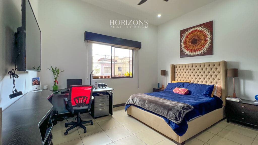 CASA EN VENTA UBICADA EN CONDOMINIO SACRAMENTO 185m2 NJA1012