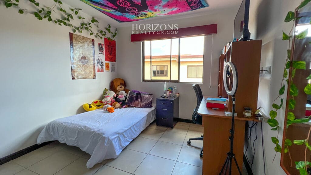 CASA EN VENTA UBICADA EN CONDOMINIO SACRAMENTO 185m2 NJA1012