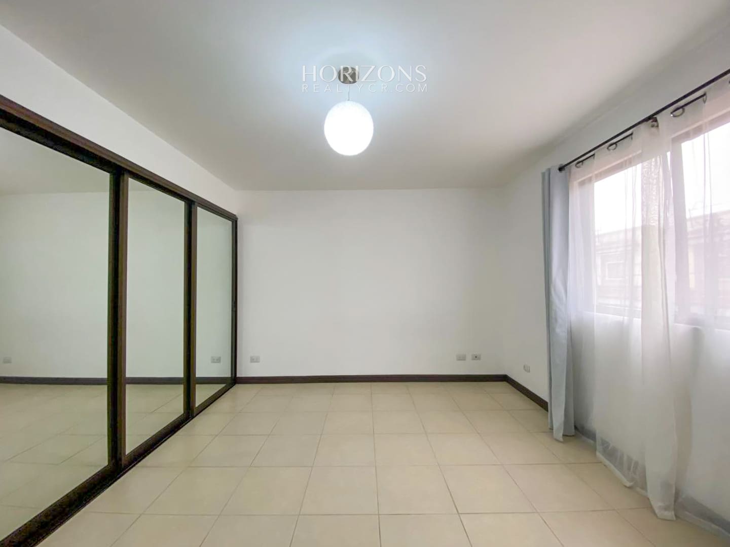 Casa en Venta Condominio Hacienda Sacramento nja1022