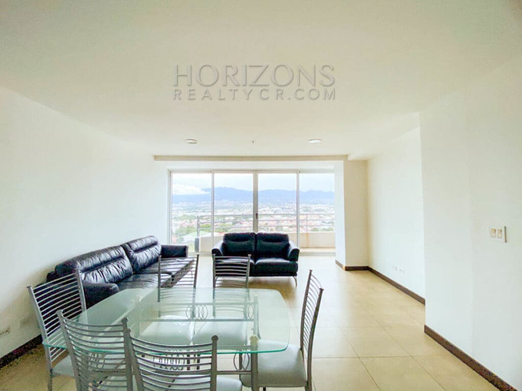 SE ALQUILA APARTAMENTO EN PASEO COLON 1 HABITACION + LIENA BLANCA noj877