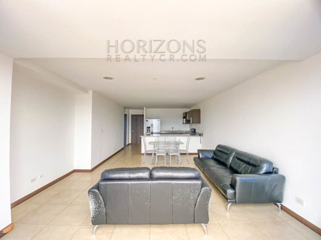 SE ALQUILA APARTAMENTO EN PASEO COLON 1 HABITACION + LIENA BLANCA noj877