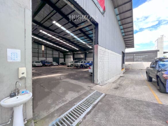Nave Industrial En Venta O Renta 1475M2 San Francisco De Dos Rios Hrc10
