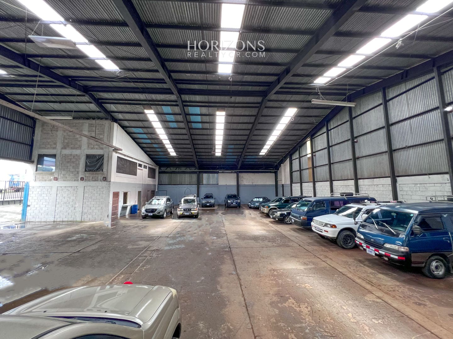 Nave Industrial en Venta o Renta 1475m2 San Francisco de Dos Rios hrc10