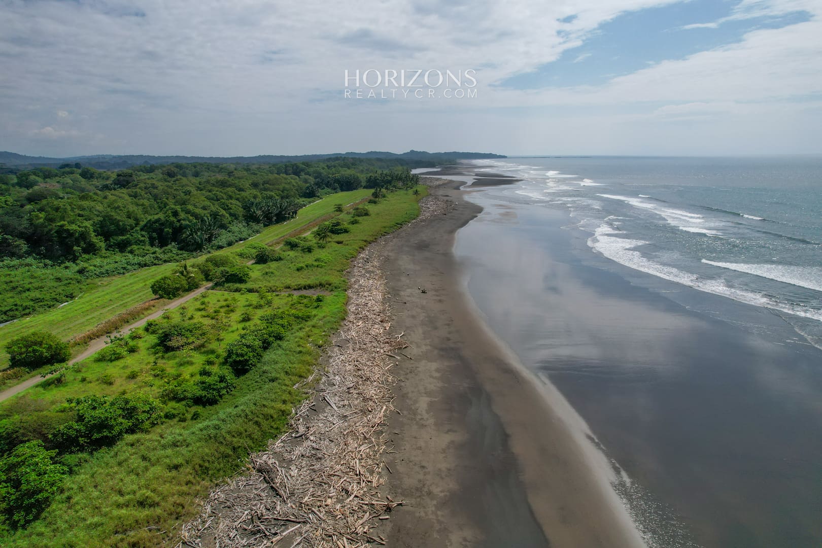 Casa Nueva en Venta Mistico Comunidad de Playa nja1035