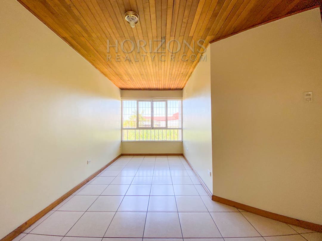 Se Alquila Casa en Curridabat 3 Habitaciones, Sala tv  noj902