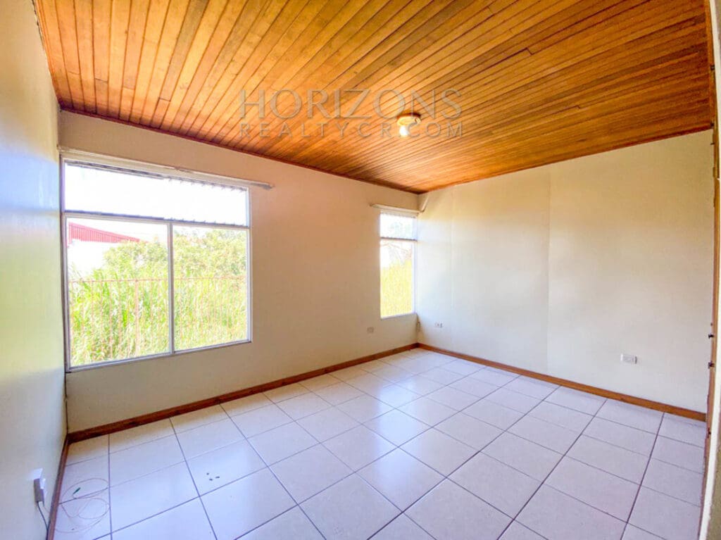 Se Alquila Casa en Curridabat 3 Habitaciones, Sala tv  noj902
