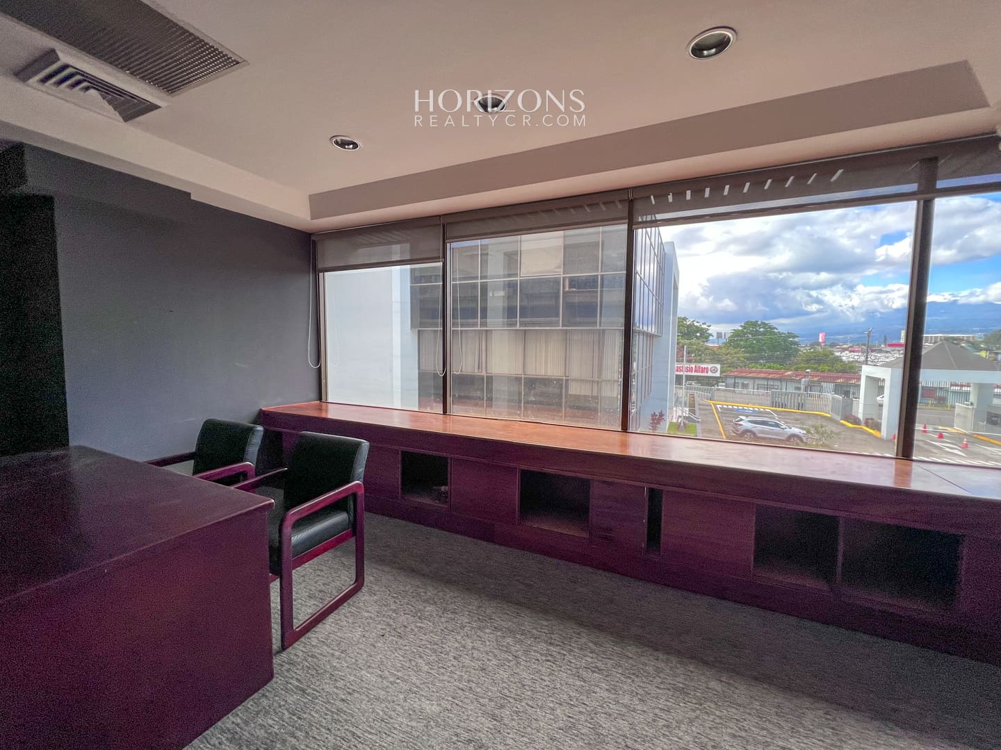 Se vende o Alquila Oficina en San Pedro 123m2 Ofiplaza del Este hrc15