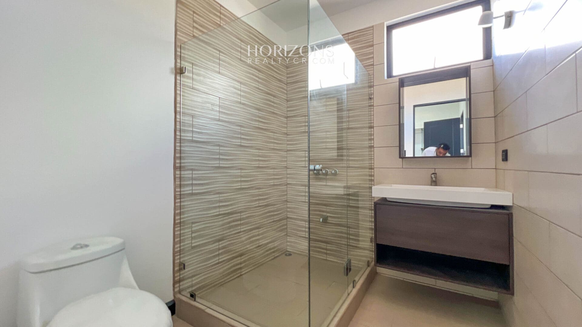 Se Vende Casa en Condominio Nueva en Tres Rios NJA1027