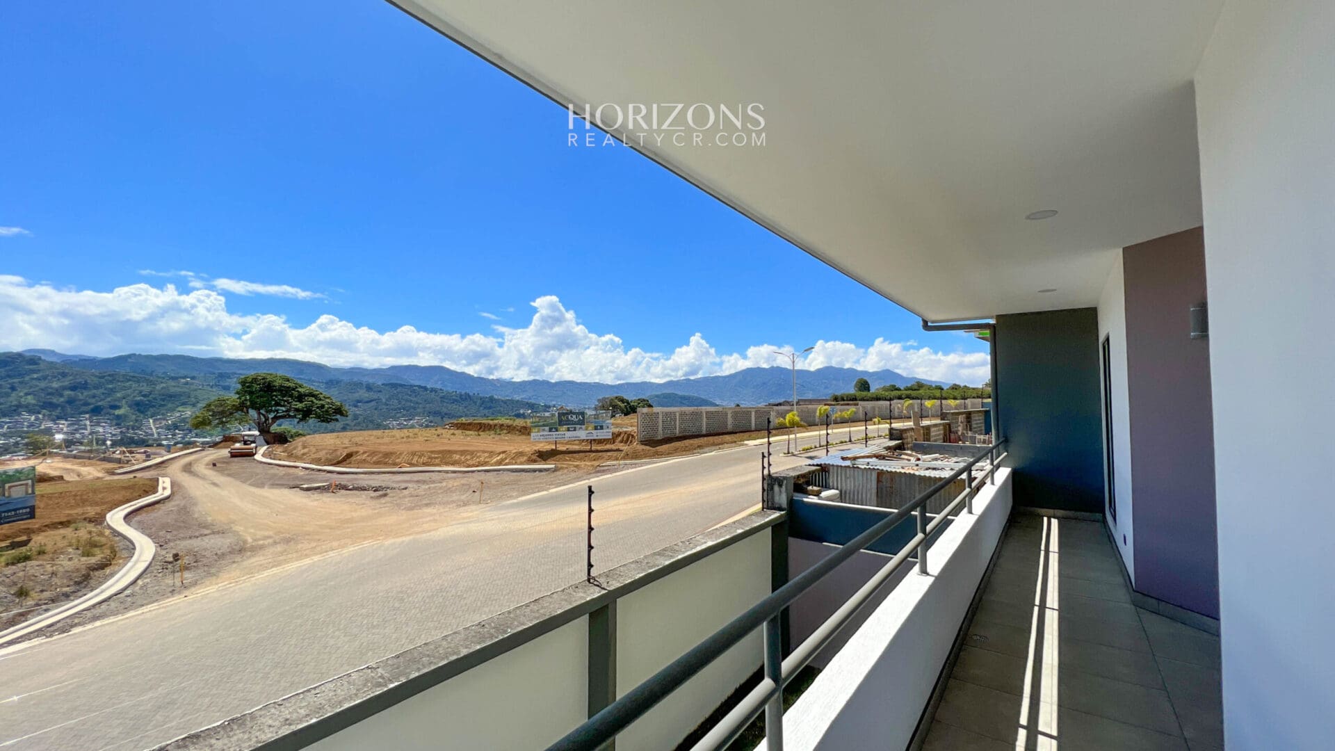 Se Vende Casa en Condominio Nueva en Tres Rios NJA1027