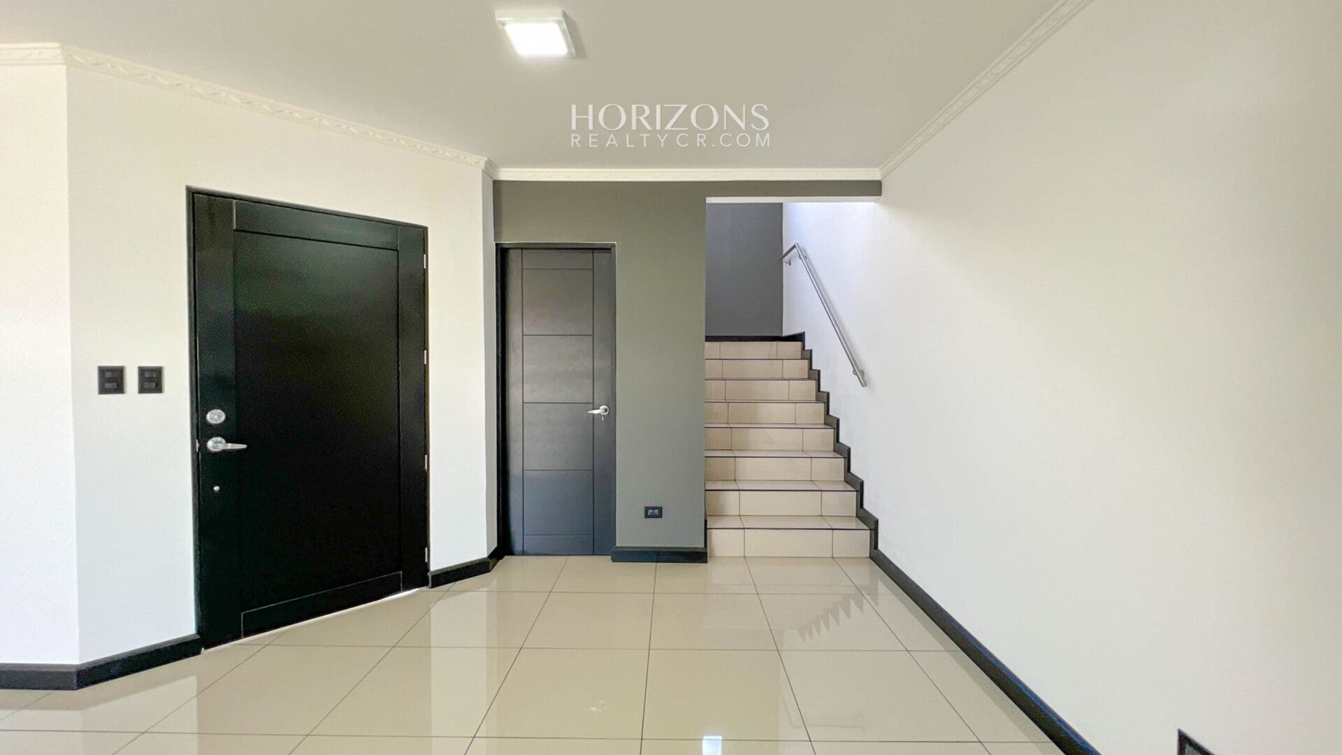 Se Vende Casa en Condominio Nueva en Tres Rios NJA1027