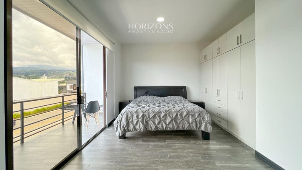 Se Vende Para Inversión Casa en Distrito San Juan  Con Inquilino  nja1041